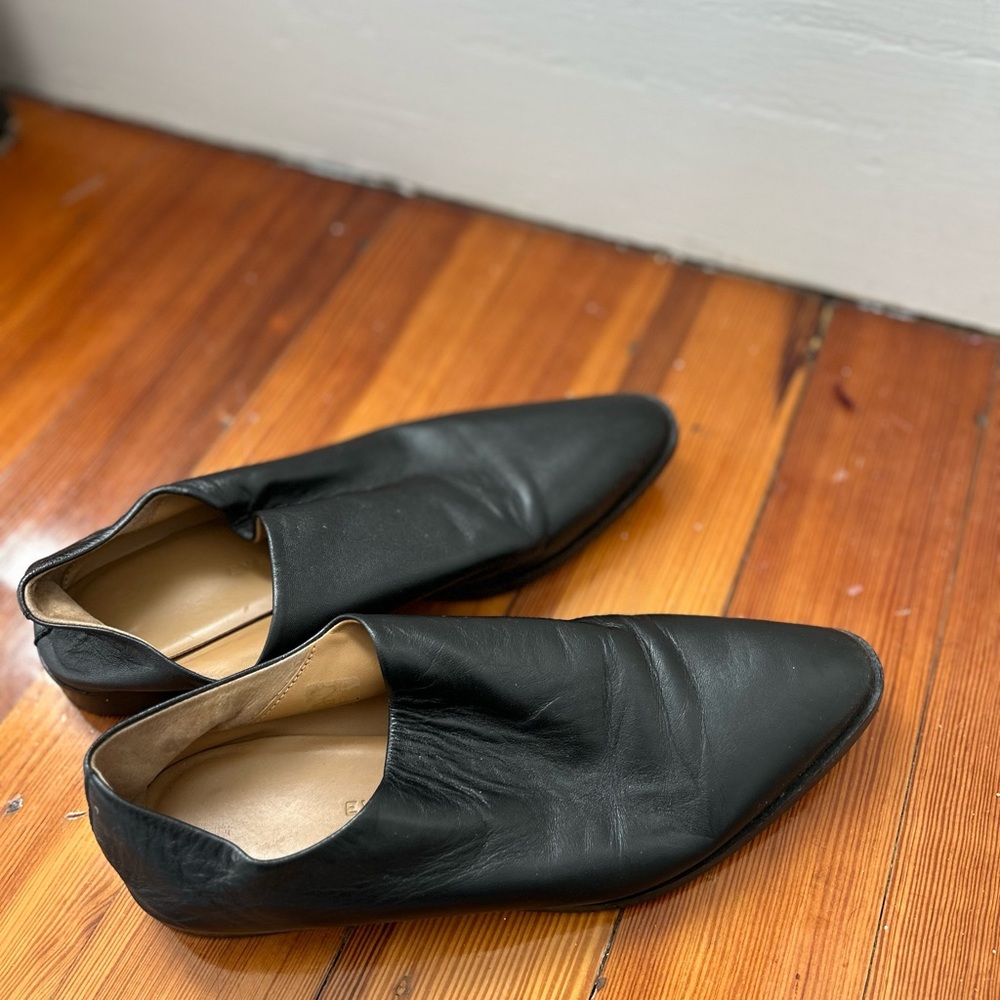 Everlane women’s Black Leather mules - sz9 made in Italy